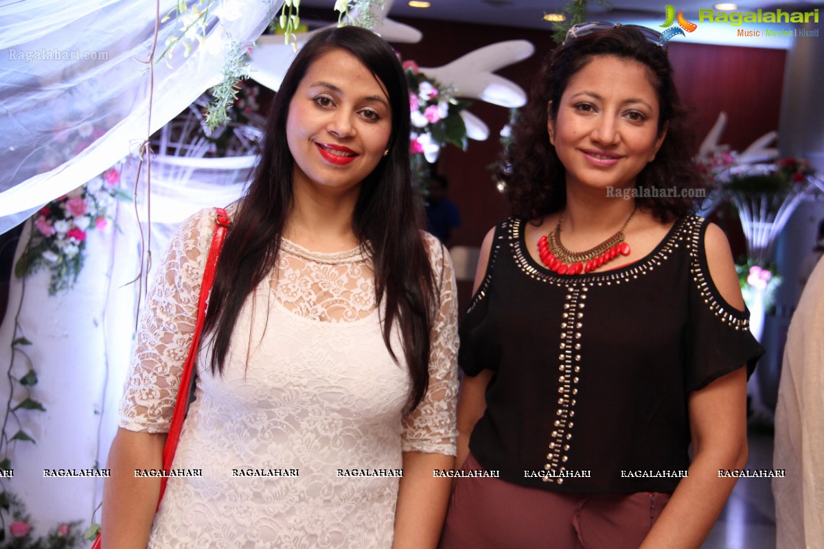 Mannara Chopra launches Hi Life Exhibition at Novotel (HICC), Hyderabad