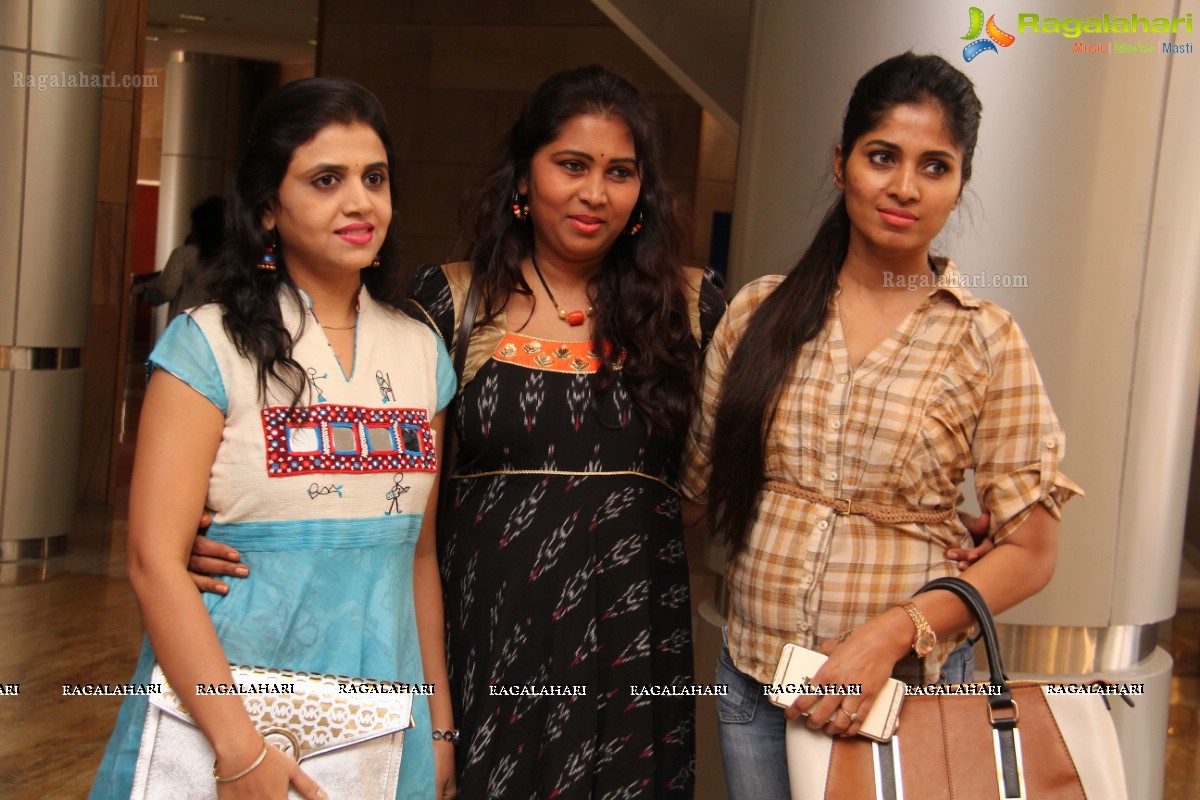 Mannara Chopra launches Hi Life Exhibition at Novotel (HICC), Hyderabad