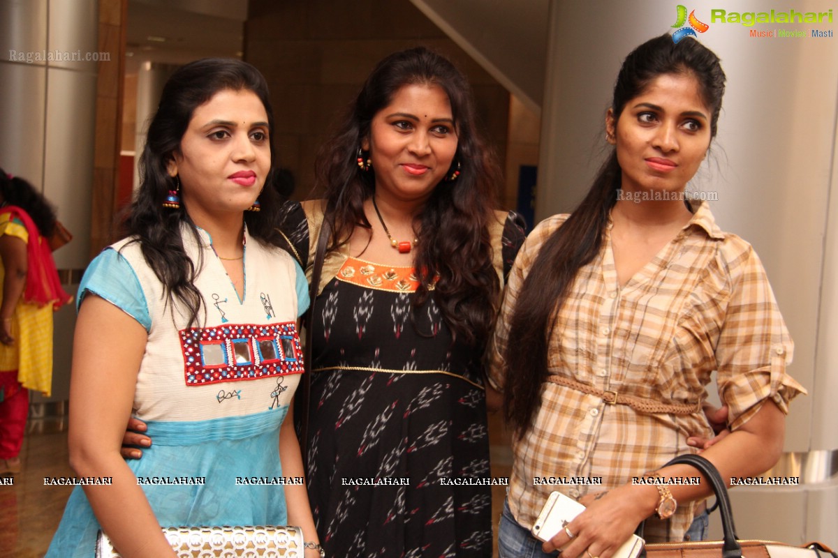 Mannara Chopra launches Hi Life Exhibition at Novotel (HICC), Hyderabad