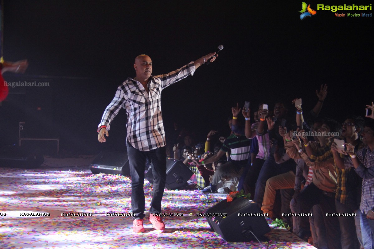 FactSet Annual Day - Baba Sehgal performs, and several employees pledge their eyes during the event