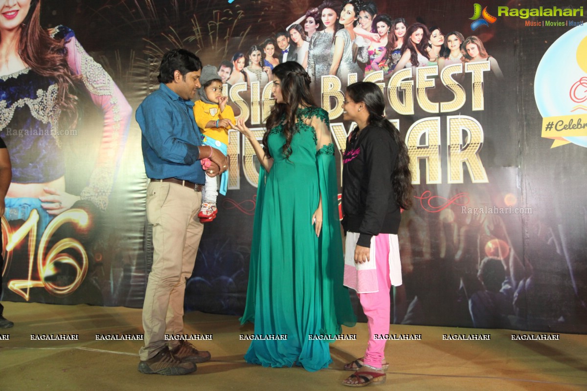 Greet and Meet Poonam Kaur on The Eve of Asia's Biggest New Year Bash 2016 at Country Club Begumpet