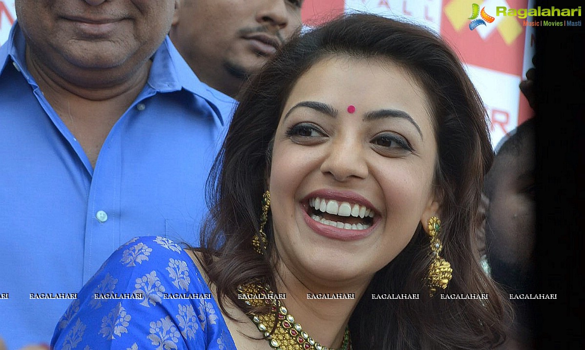 Kajal Agarwal and Shriya Inaugurate MVR Mall at Vijayawada