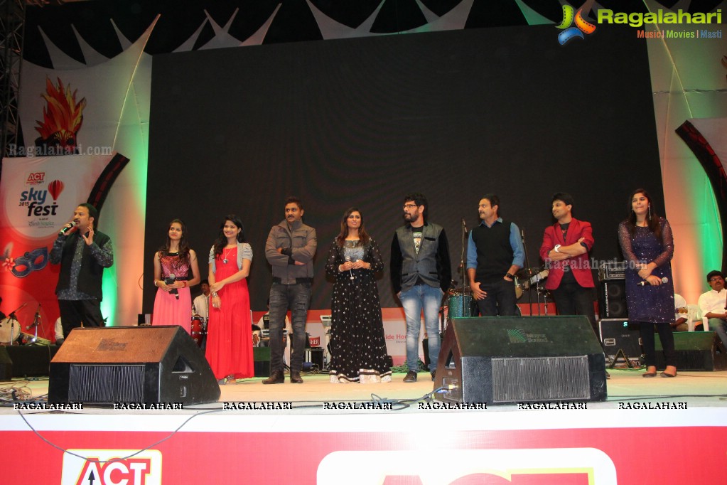 TeenMaar Nite by RP Patnaik and Singer Smita at ACT Sky Fest 2015, Hyderabad