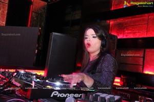 DJ Teri Miko