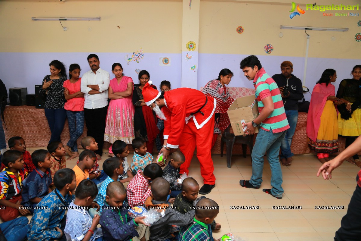 Varun Sandesh-Vithika Sheru Christmas Celebrations at Desire Society with HIV affected Children