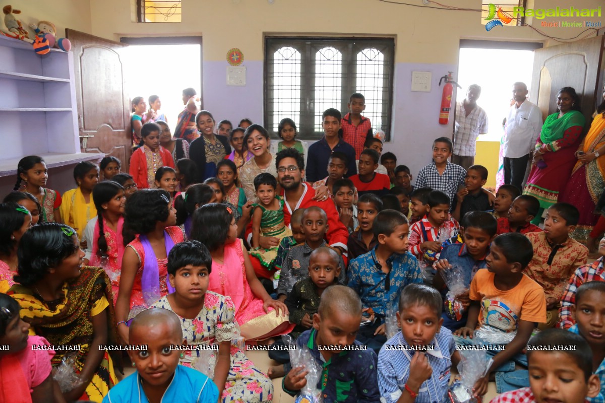 Varun Sandesh-Vithika Sheru Christmas Celebrations at Desire Society with HIV affected Children