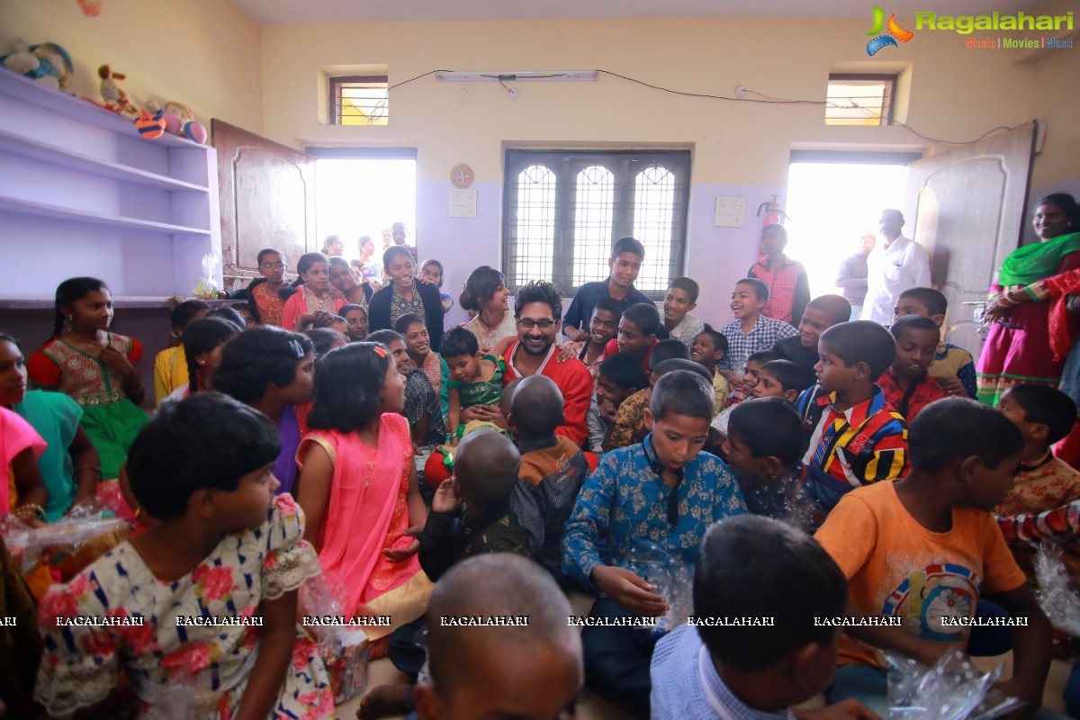 Varun Sandesh-Vithika Sheru Christmas Celebrations at Desire Society with HIV affected Children