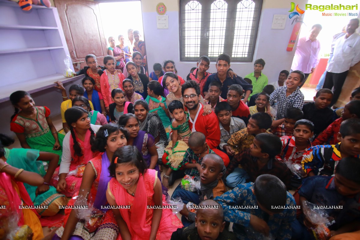 Varun Sandesh-Vithika Sheru Christmas Celebrations at Desire Society with HIV affected Children