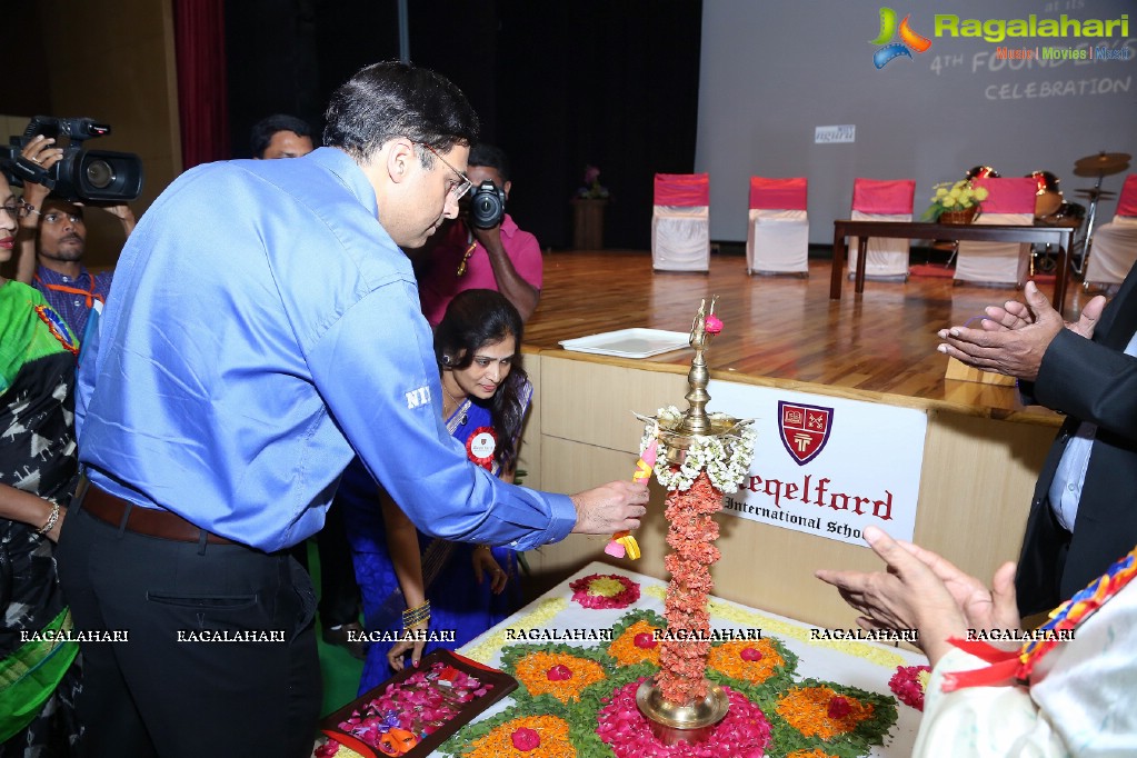 Viswanathan Anand unveils NIIT Nguru MathLab Plus in Reqelford International