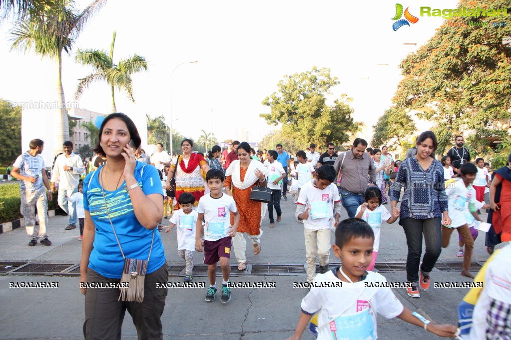 1st Edition of Hyderabad Kids Run 2016