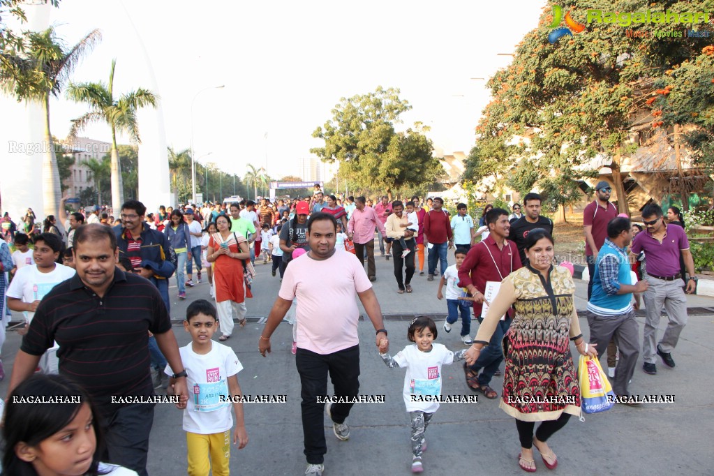 1st Edition of Hyderabad Kids Run 2016