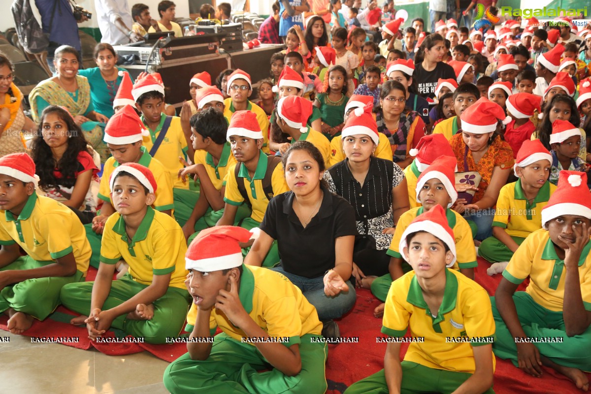 Hyderabad's Best Christmas Carnival for 400 Underprivileged Children by Youngistaan Foundation at Stanley Girls High School, Hyderabad