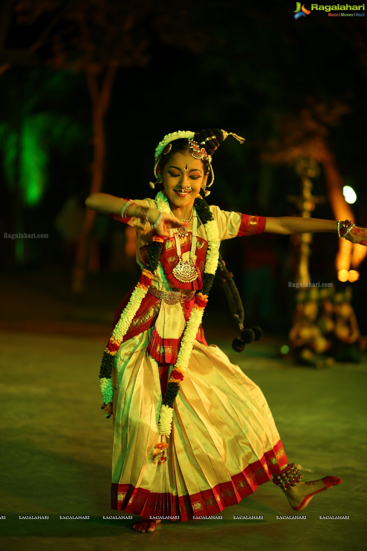 Chinmayi Mungara's Kuchipudi Performance at Shilparamam, Hyderabad