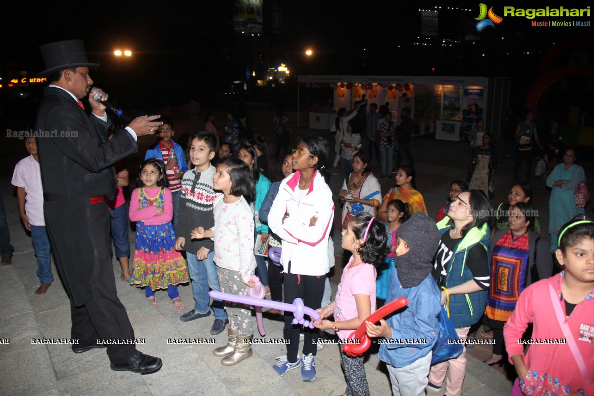 Dinosaur - Katkatha Puppet Show at Hyderabad Children's Theatre Festival 2016 by Vaishali Bisht Childrens Theatre Workshop