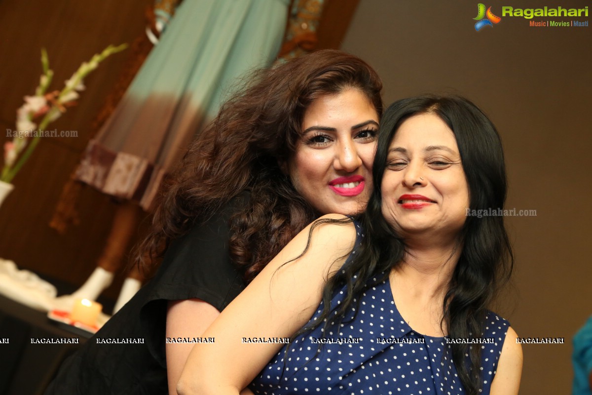 Evening of Fashion, Shopping and Cocktails at The Oak, Oakwood Residence Kapil Hyderabad