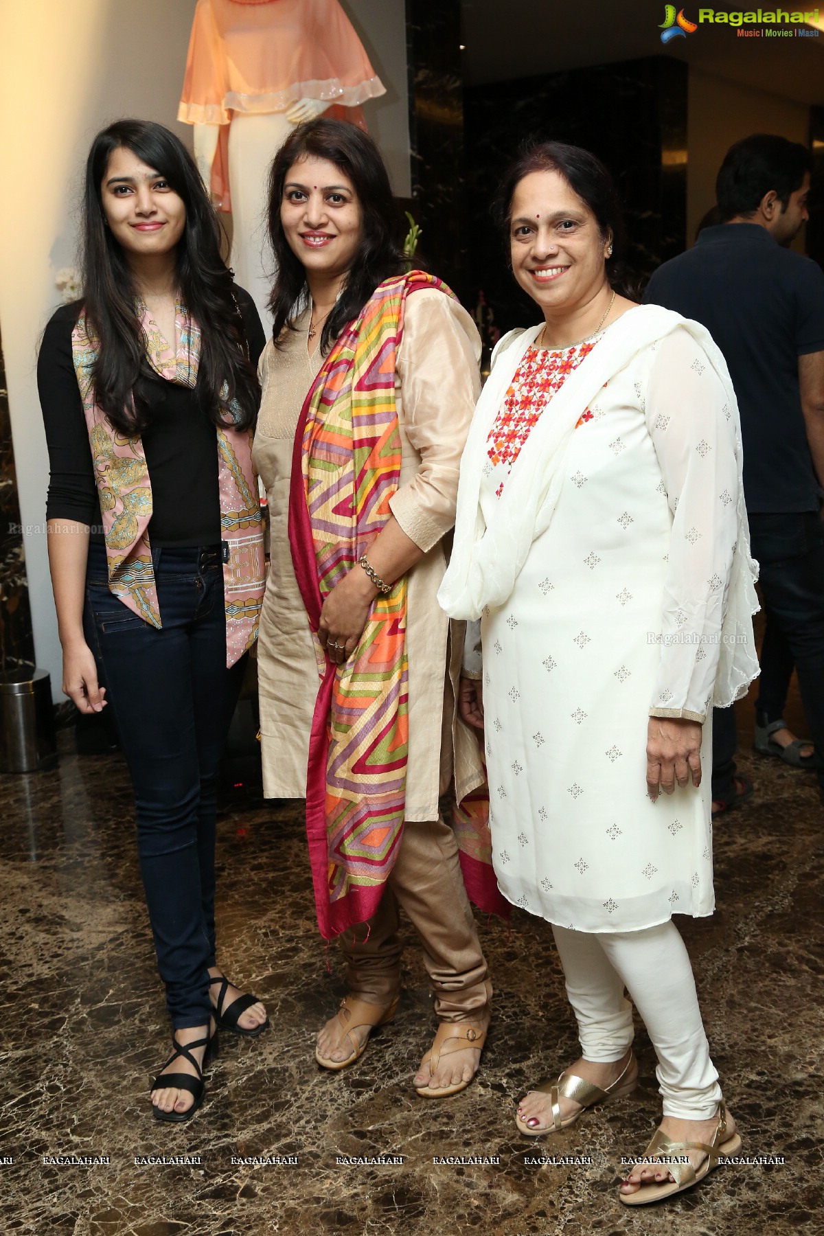 Evening of Fashion, Shopping and Cocktails at The Oak, Oakwood Residence Kapil Hyderabad