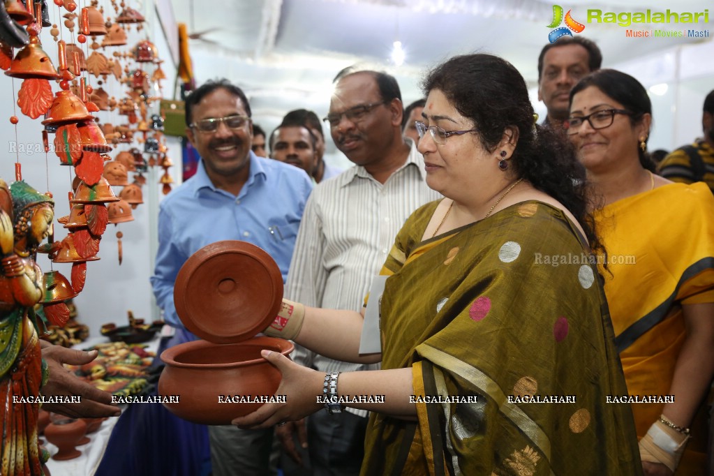 Gandhi Shilp Bazaar 2016 Launch at NTR Stadium, Hyderabad