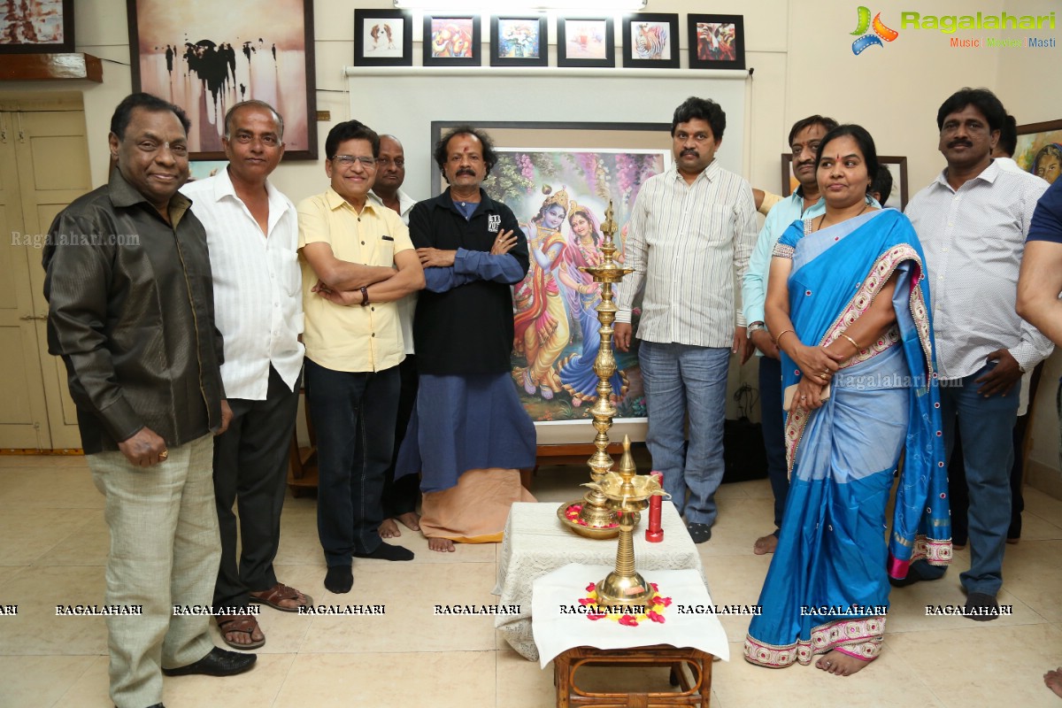 Grisaille Artshow by Hari, Venkat and Seshu at VSL Visual Art Gallery