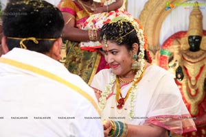 Heroine Soumya-Dinakar Wedding, Vizag