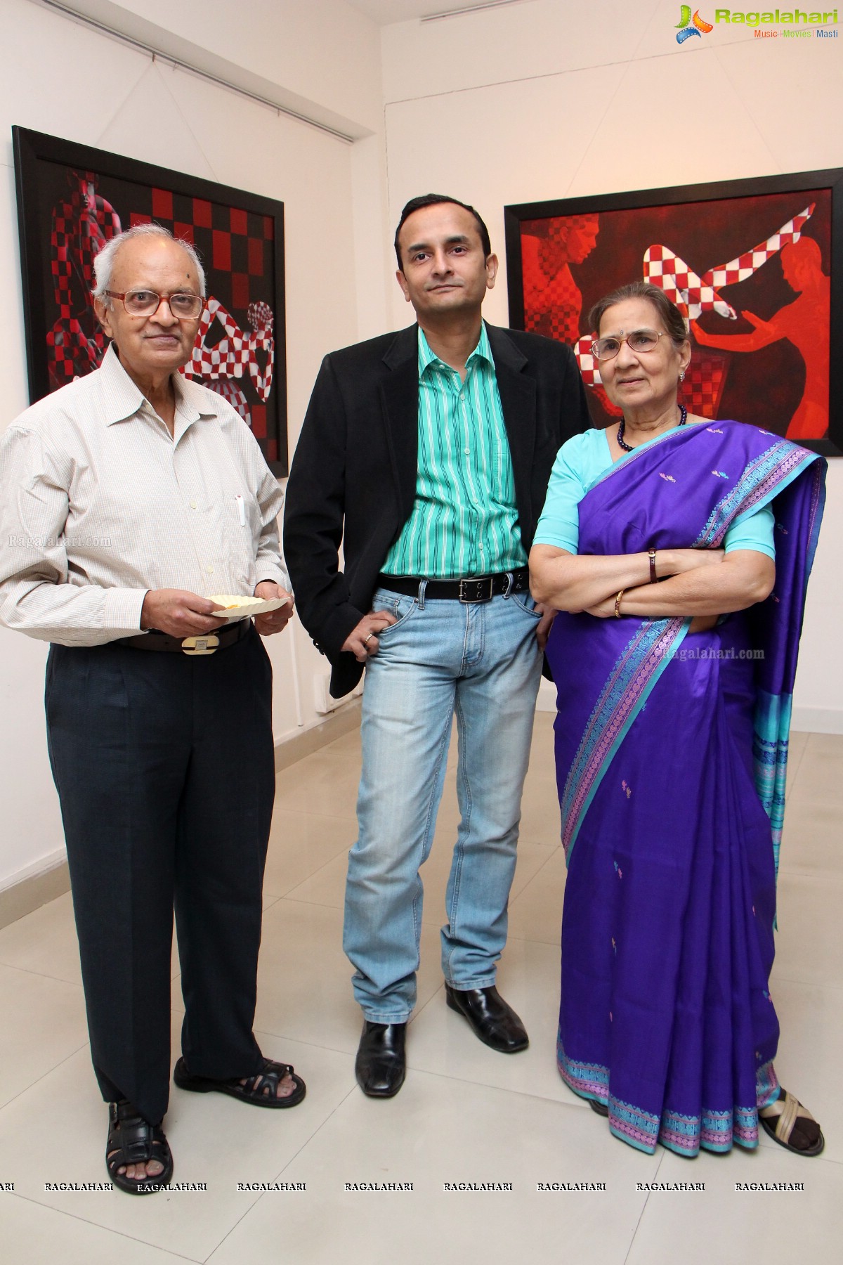 Sonaly Gandhi Lakhotia Art Exhibition at Gallery Space, Hyderabad - Curated by Fawad Tamkanat