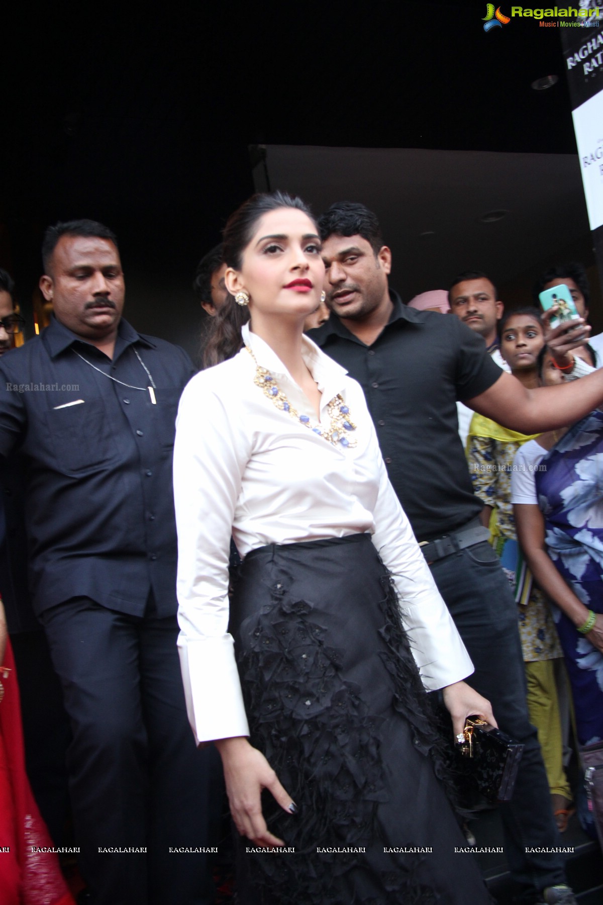 Sonam Kapoor launches Raghavendra Rathore, Hyderabad