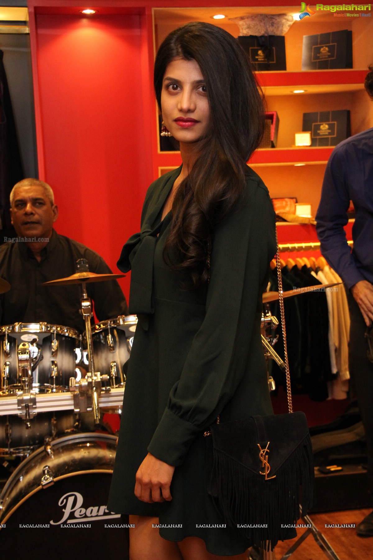 Sonam Kapoor launches Raghavendra Rathore, Hyderabad