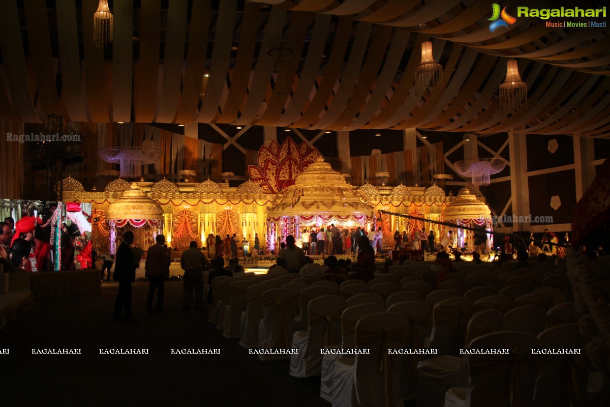 Grand Wedding of Vinayak and Veena at JRC Convention Center, Jubilee Hills, Hyderabad