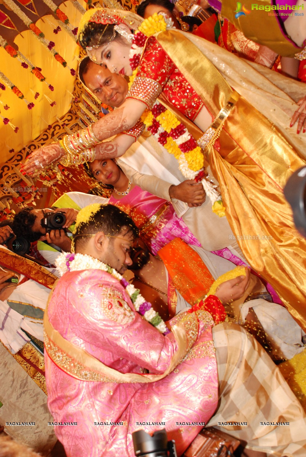 Grand Wedding Ceremony of Vijay Karan-Aashna at N Convention, Hyderabad