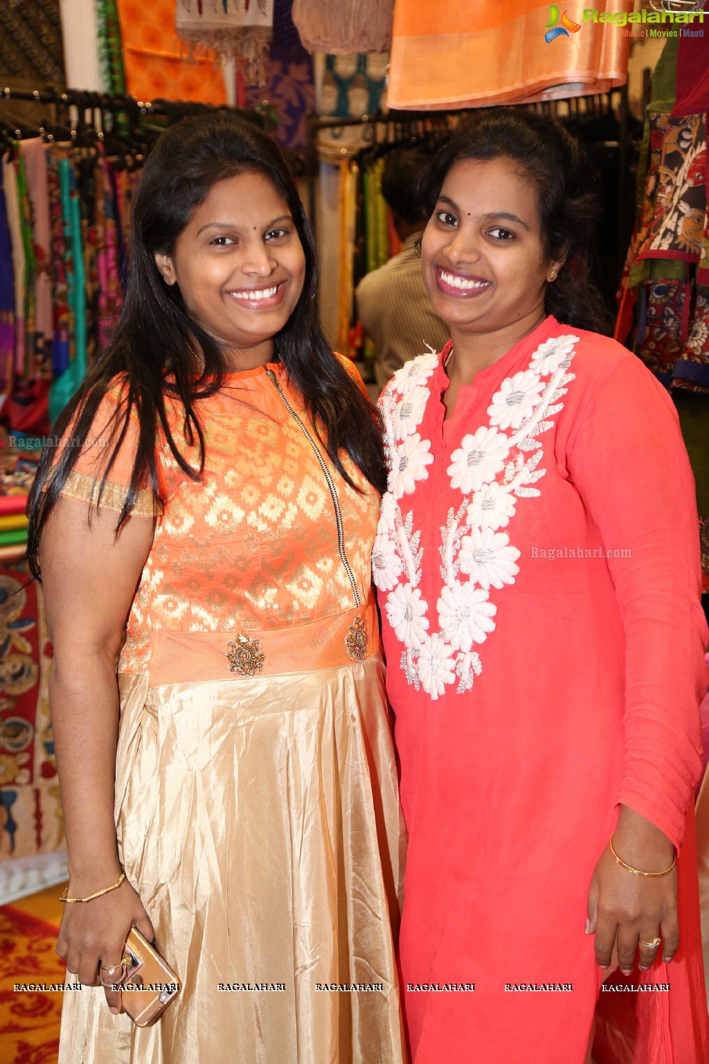 Bhavya Sri launches Akritti Exhibition & Sale at Taj Deccan