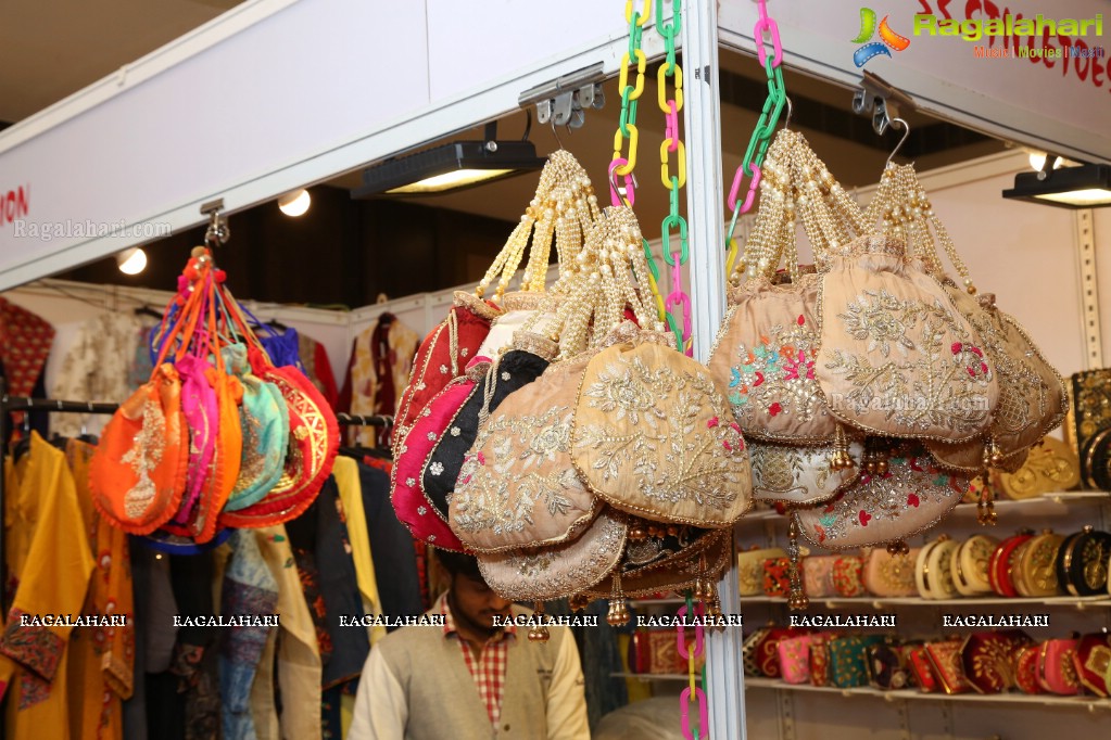 Bhavya Sri launches Akritti Exhibition & Sale at Taj Deccan