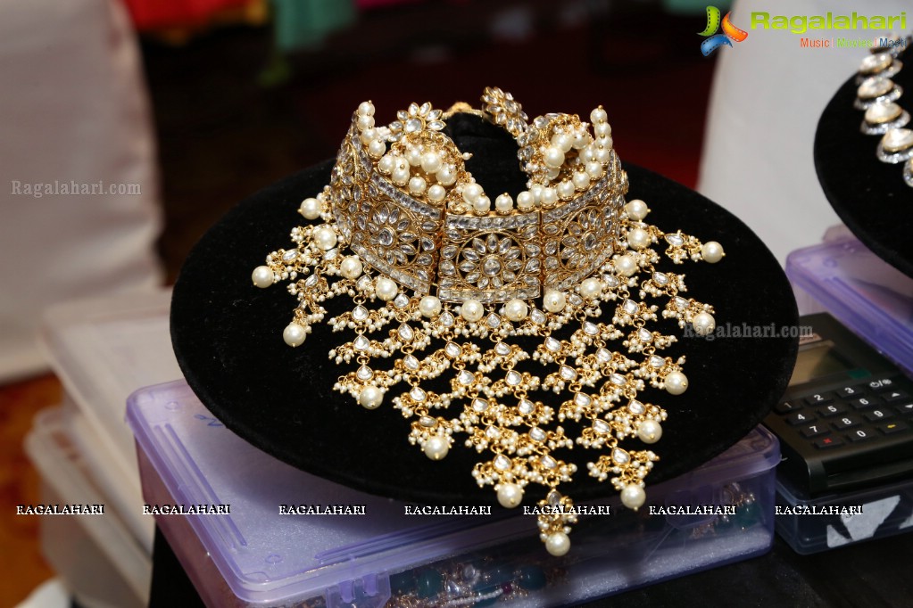 Bhavya Sri launches Akritti Exhibition & Sale at Taj Deccan