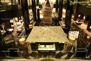 Park Hyatt Christmas Decor