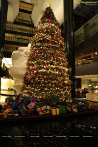 Park Hyatt Christmas Decor