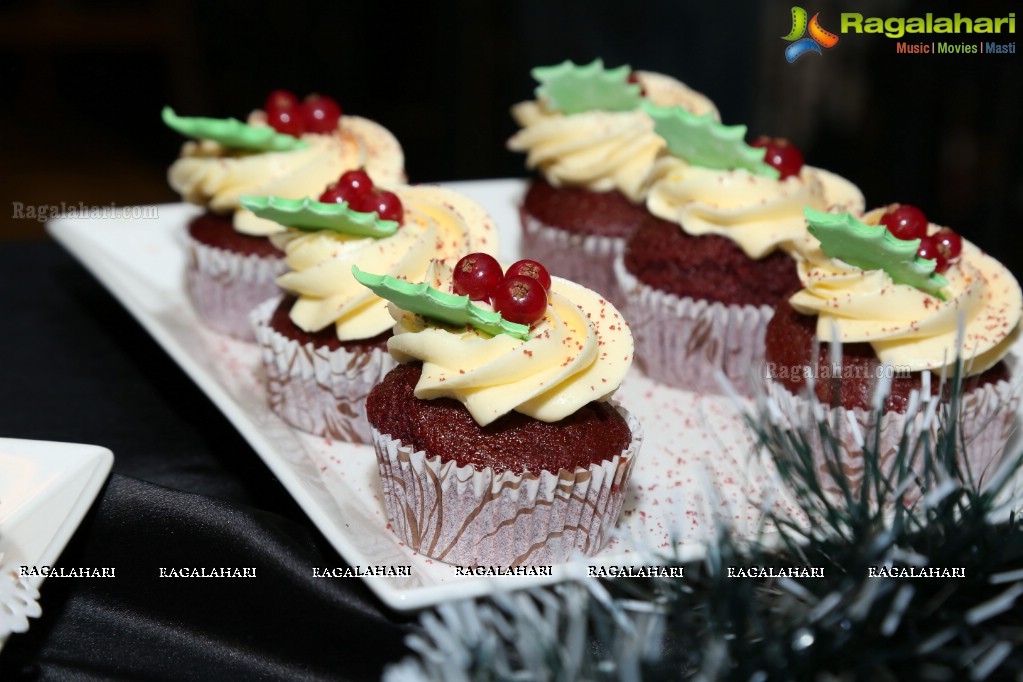 Christmas Food Photography Contest at Van Lavino Cafe & Patisserie