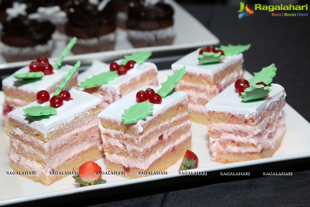 Christmas Food Photography Contest at Van Lavino Cafe & Patisserie