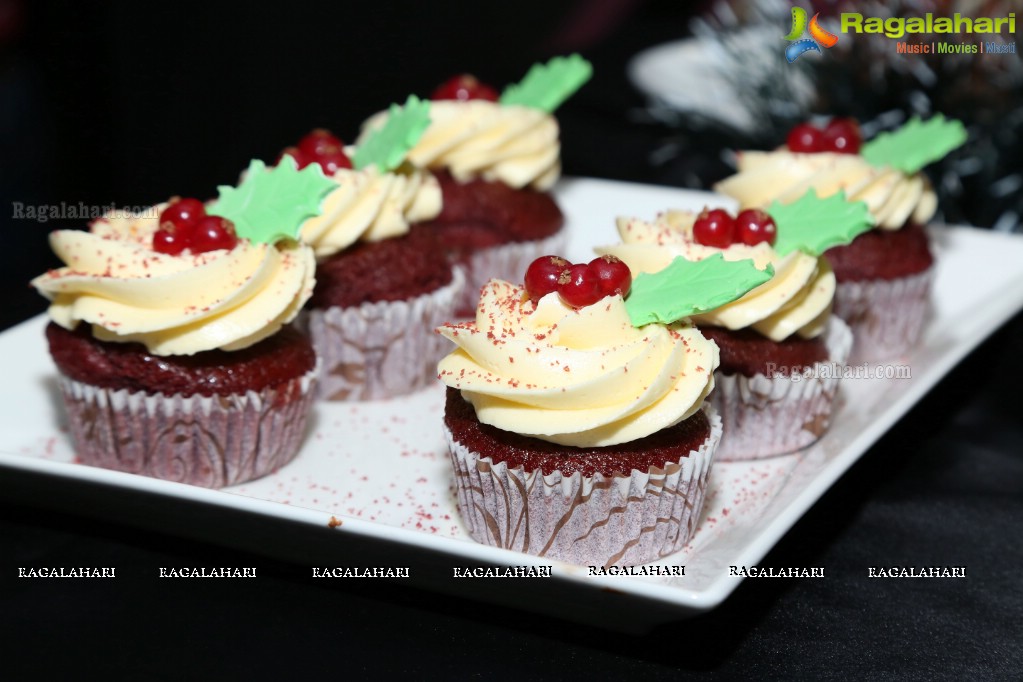 Christmas Food Photography Contest at Van Lavino Cafe & Patisserie