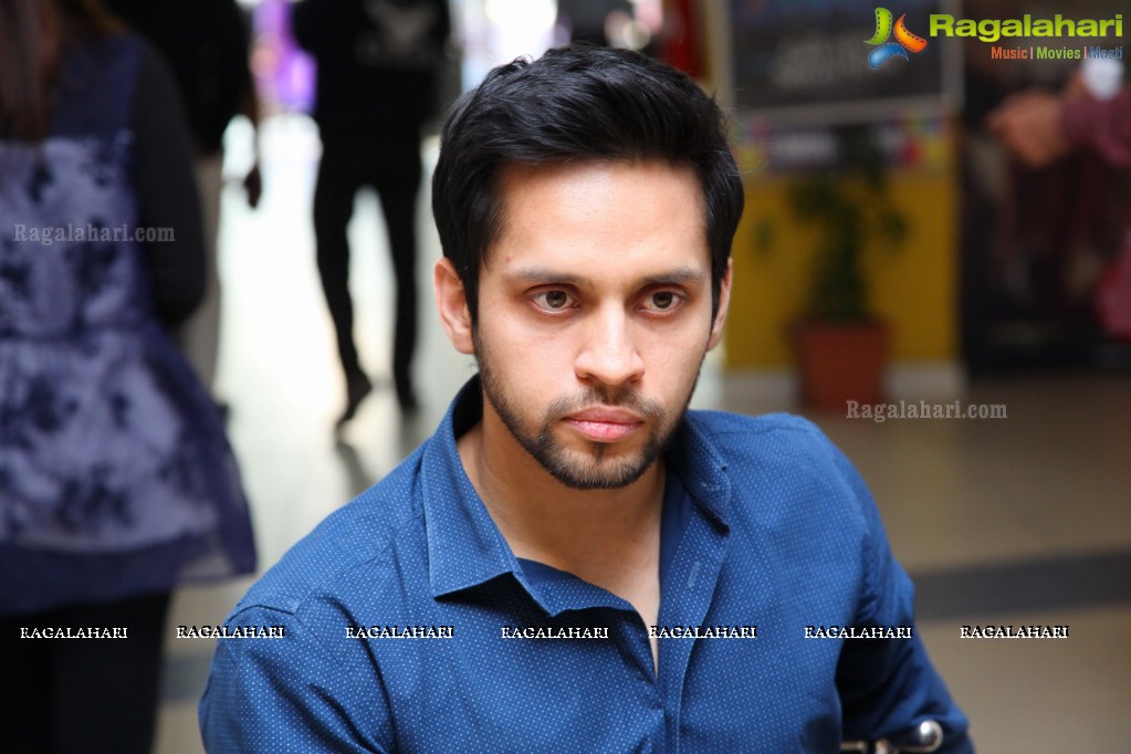 Flashmob with Badminton Star Parupalli Kashyap at Prasads Imax