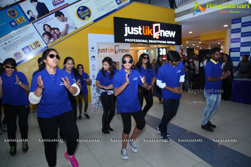 Flashmob with Badminton Star Parupalli Kashyap at Prasads Imax