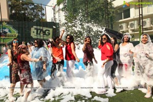 Foam Party by Samanvay Ladies Club