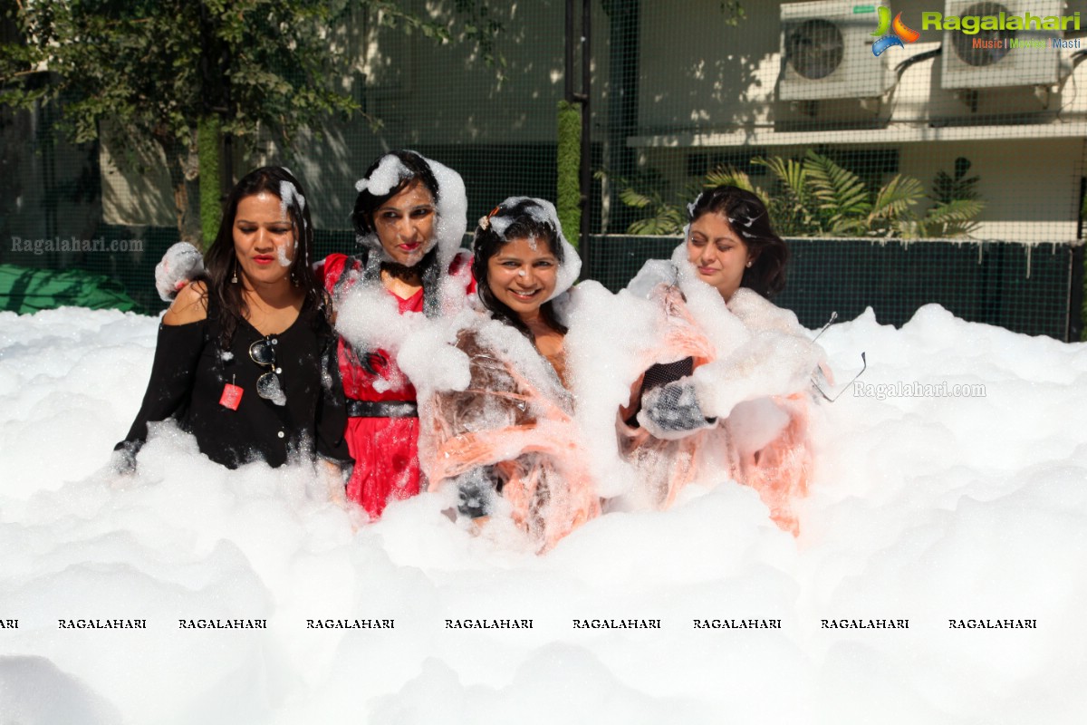 Foam Party by Samanvay Ladies Club at TAG-The American Grill