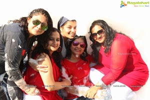 Foam Party by Samanvay Ladies Club