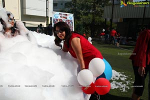 Foam Party by Samanvay Ladies Club