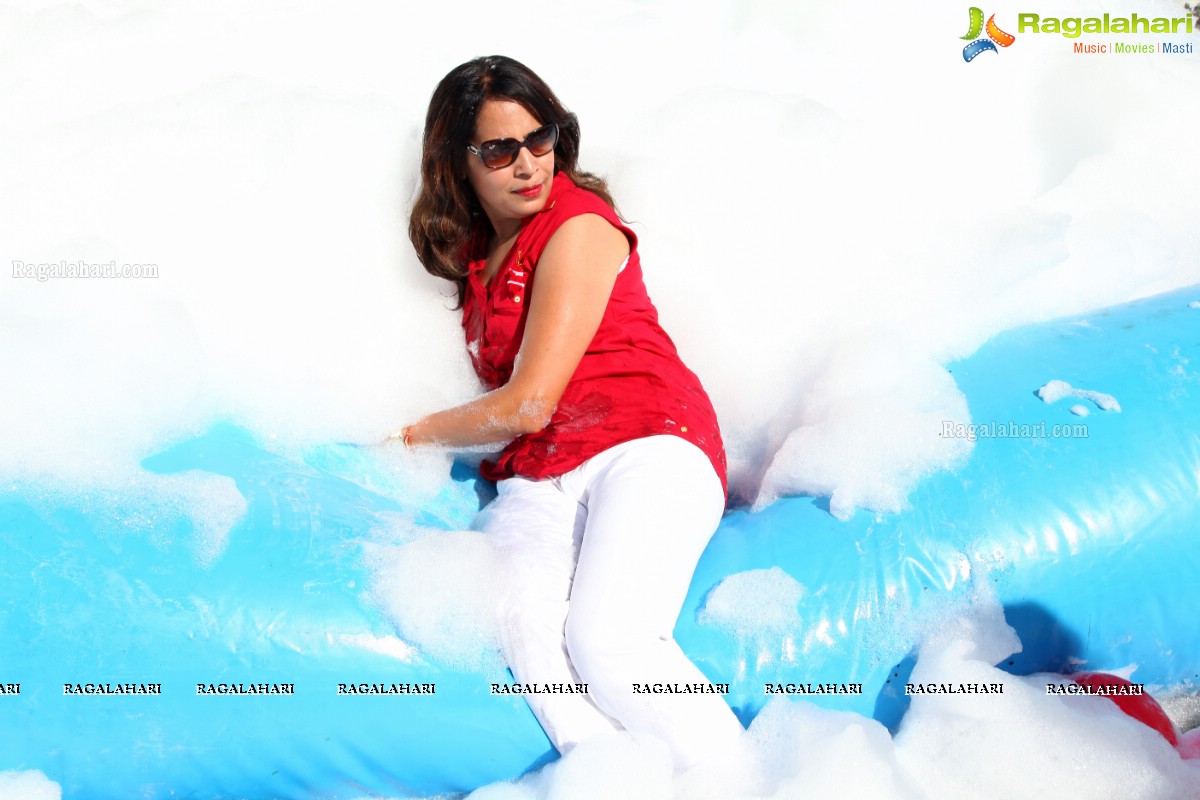 Foam Party by Samanvay Ladies Club at TAG-The American Grill