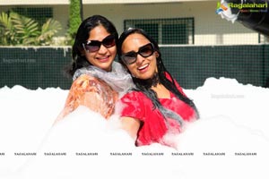 Foam Party by Samanvay Ladies Club