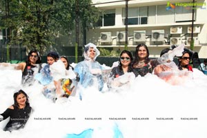 Foam Party by Samanvay Ladies Club