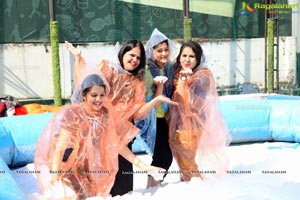 Foam Party by Samanvay Ladies Club