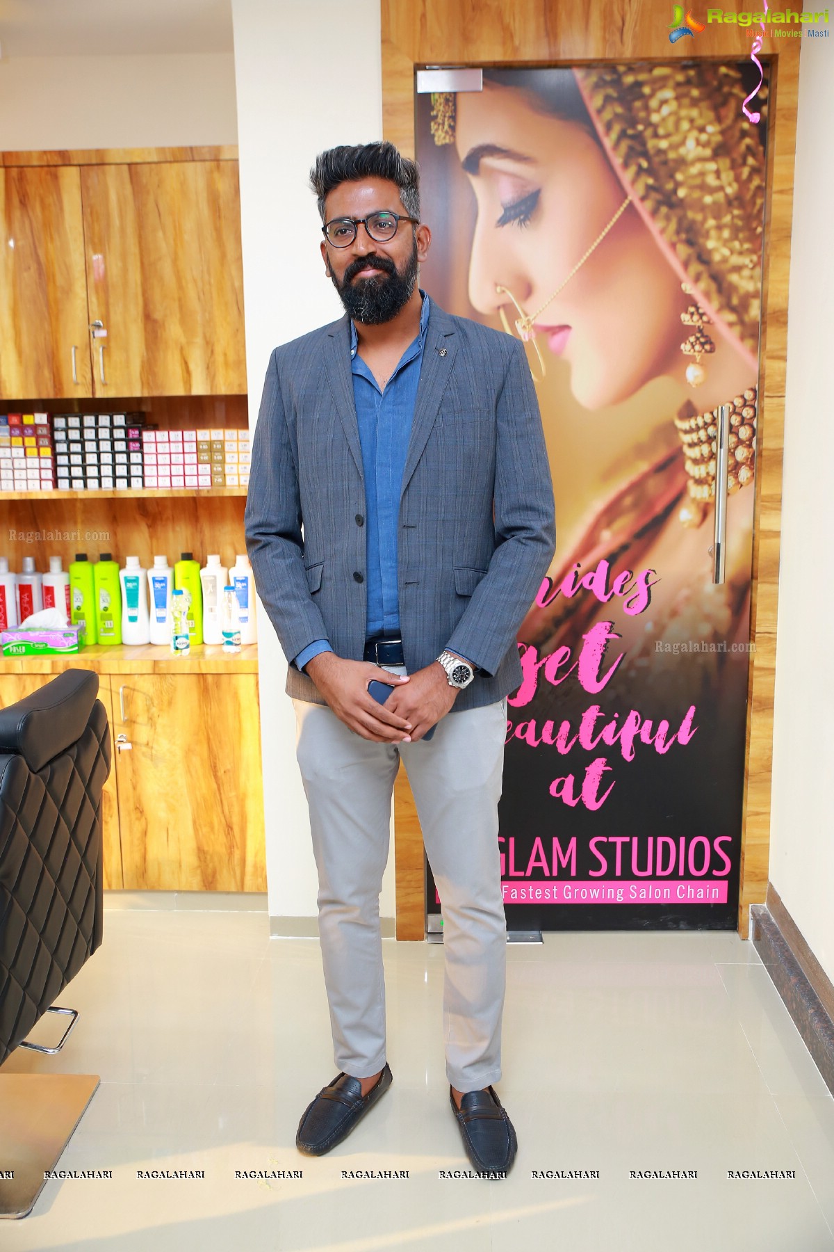 Ritu Varma launches Glam Studios Unisex Beauty Salon, Nizampet