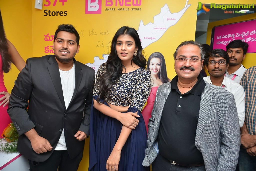 Hebah Patel launches B New Mobile Store at Chirala