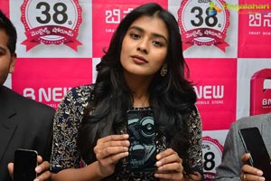 Hebah Patel B New