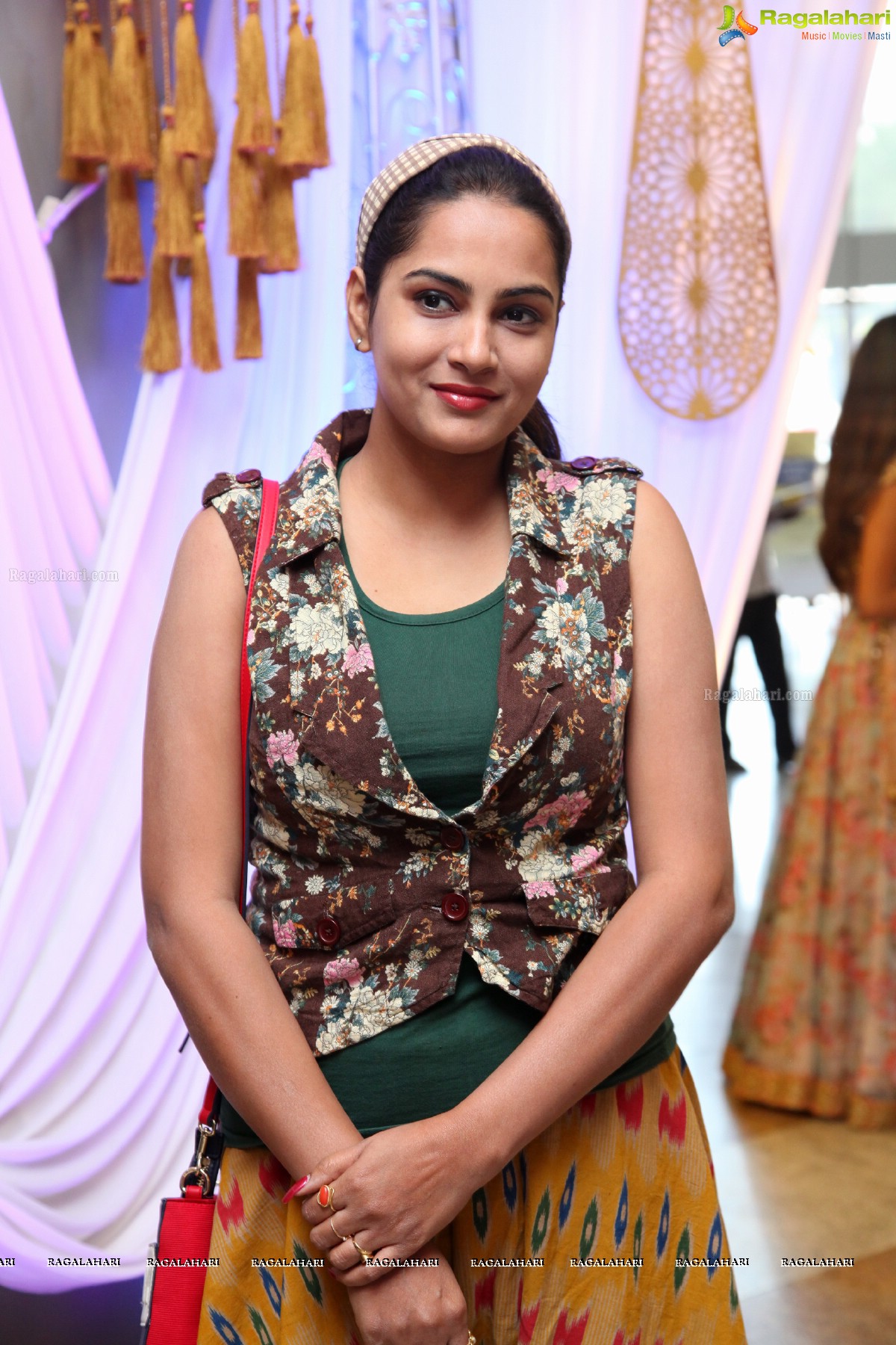 Sushruthi Krishna launches Hi Life Luxury Lifestyle Exhibition at HICC, Novotel, Hyderabad